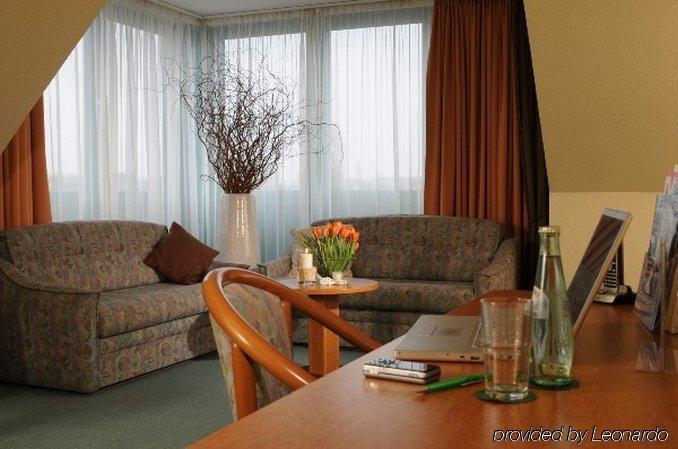 Hotel Residenz Oberhausen Ομπερχάουζεν Δωμάτιο φωτογραφία